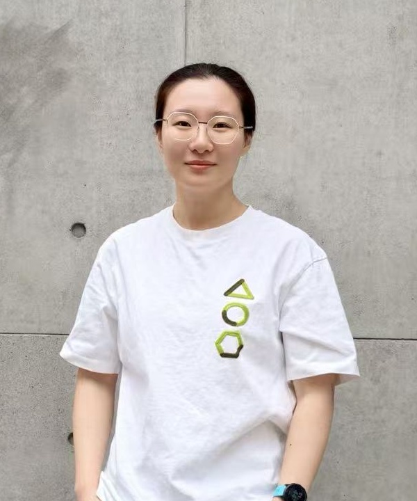 Zhanqiu (Summer) Hu